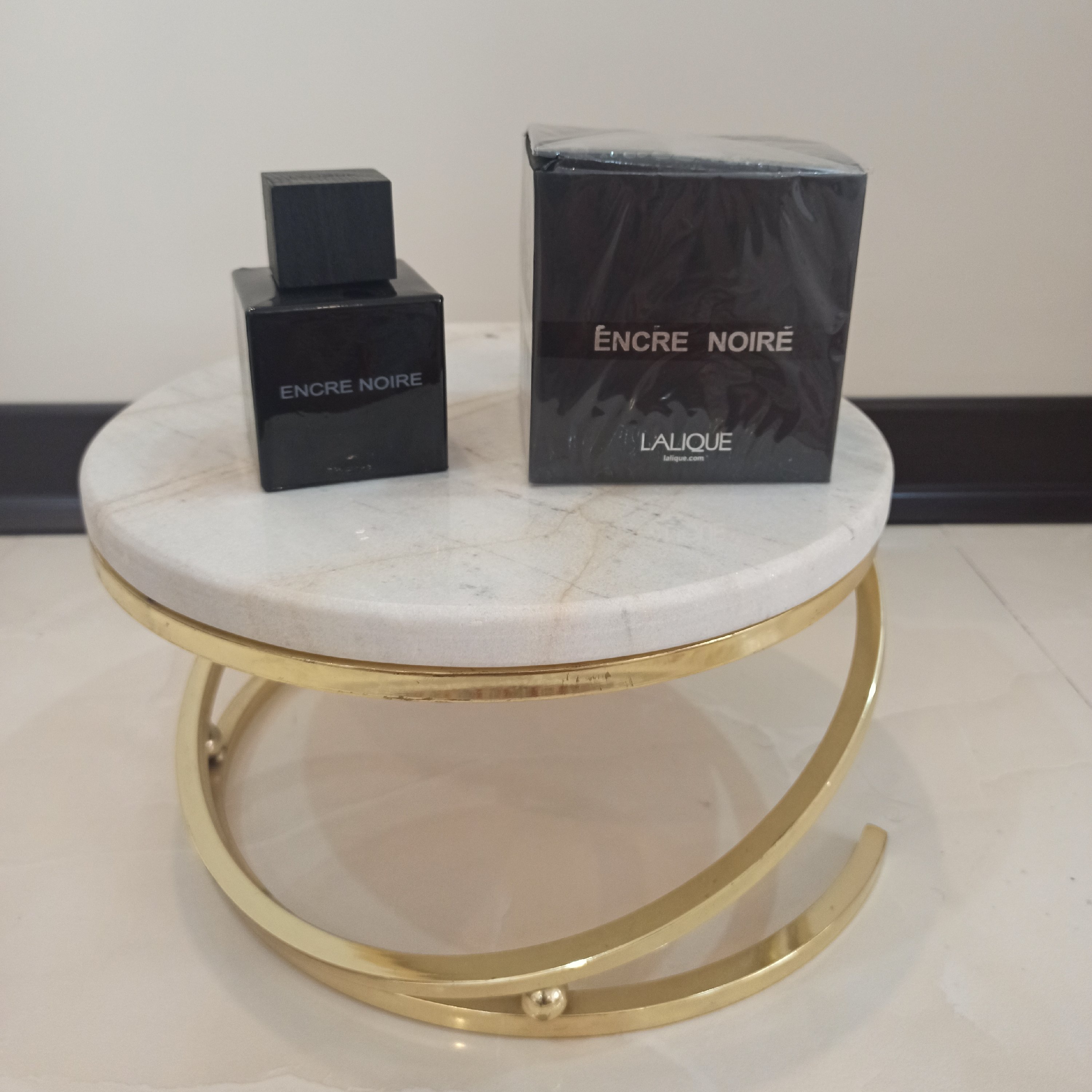 ادکلن لالیک LALIQUE
وزن 100ml
ادکلن عطر مردانه
