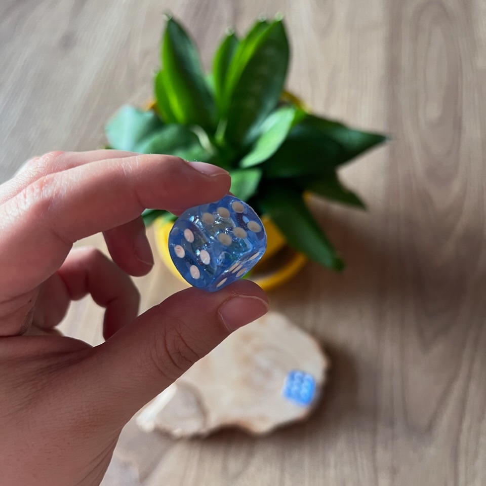 تاس رنگی 18 میل کد 5