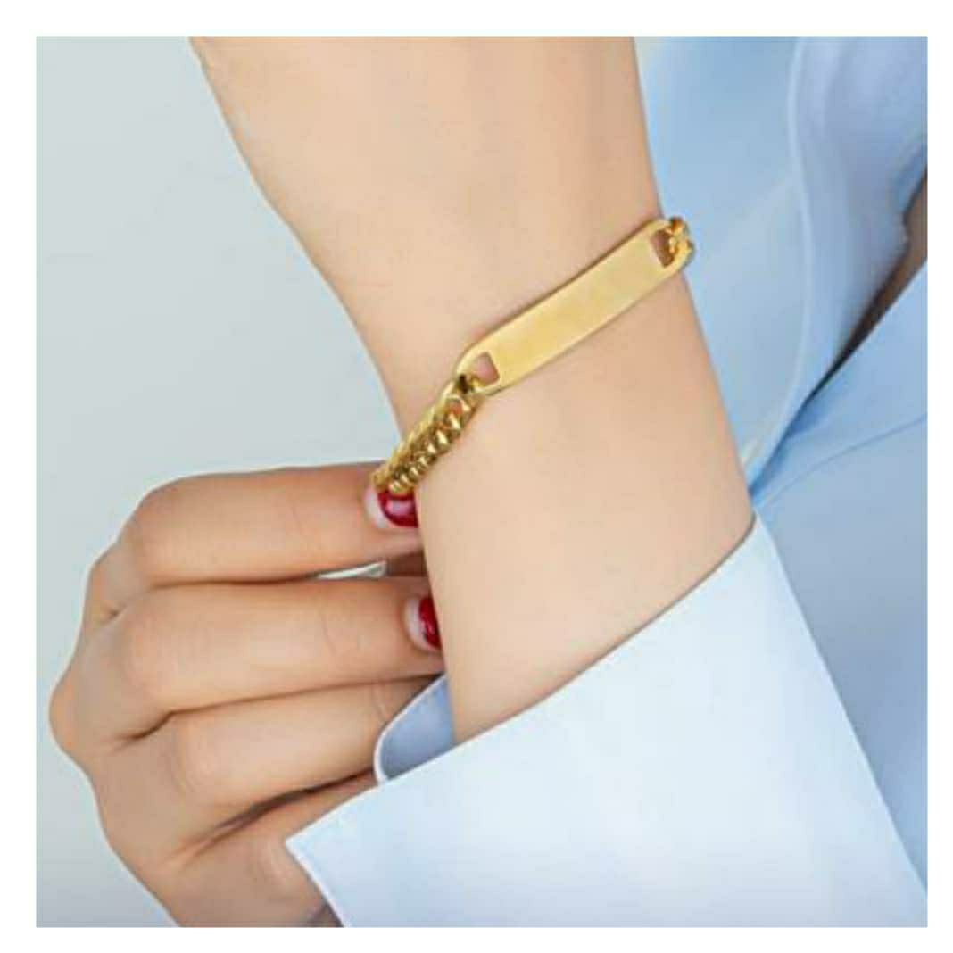 دستبند کارتیر پلاکدار 

جنس استیل 

رنگ ثابت 

سایز دستبند 21 سانت 

طول پلاک 4 سانت، ارسال رایگان