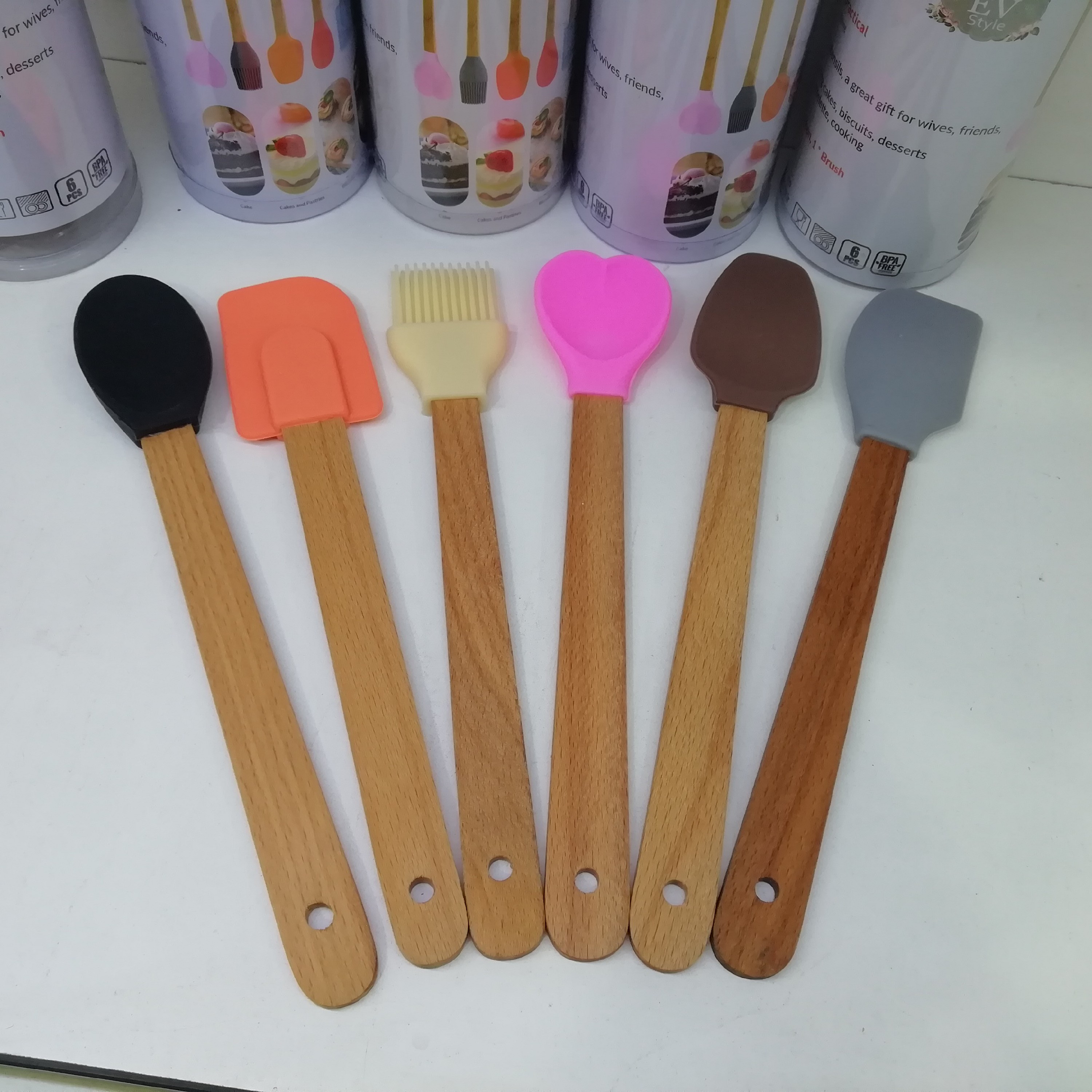 ست 6تایی قلمو و لیسک سیلیکونی دسته چوبی 