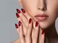 دستانی زیبا با خدمات ناخن با خدمات ناخن ماریا