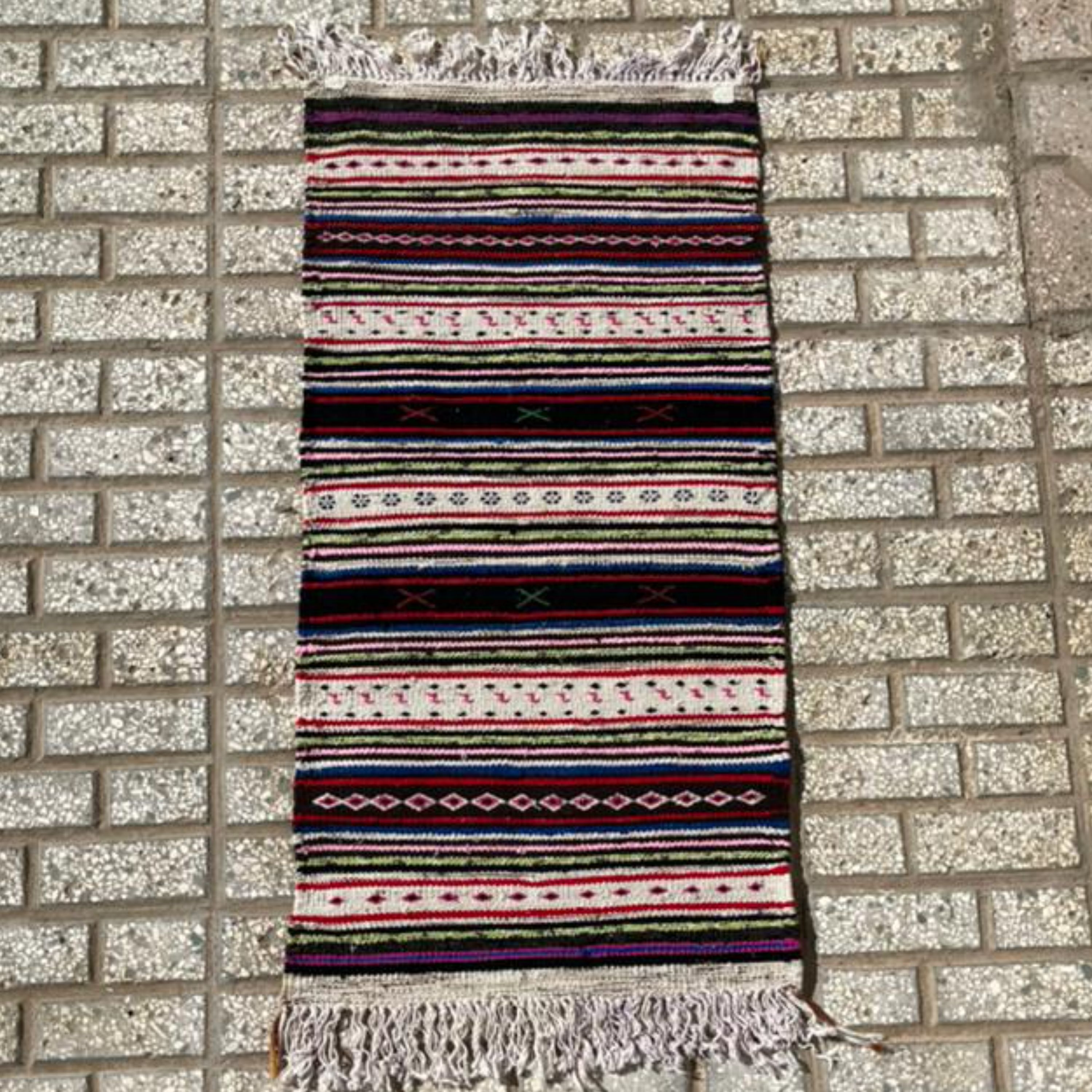 قالیچه دستبافت(کد A8)