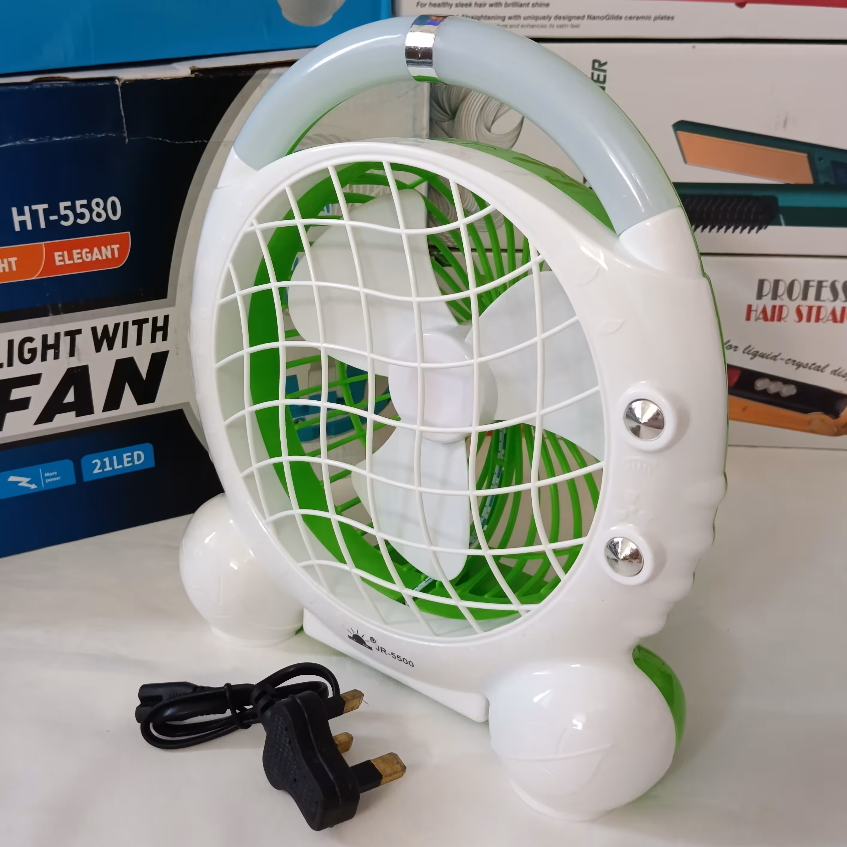 مینی پنکه شارژی و چراغ دار اضطراری مدل JR-5500
موجود در فروشگاه قشمی شاپ
Instagram Qeshmishop