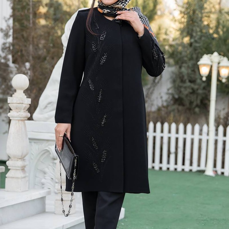 مانتو مجلسی زنانه مزونی جنس کرپ اندونزی درجه یک خرجکار گلدوزی کار دست گل گندم