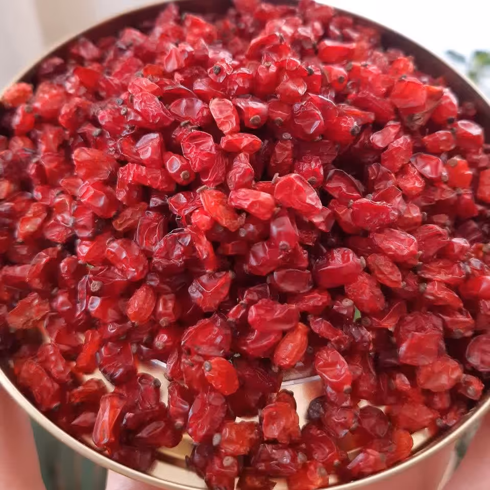 زرشک پفکی محصول امسال بسیار خوش طعم و تازه بدونی افزودن هر گونه ماده ی اضافه