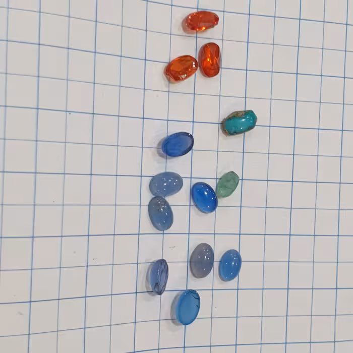 تعداد نگین عقیق آبی گارنت فیروزه و یاقوت کبود مخراجی