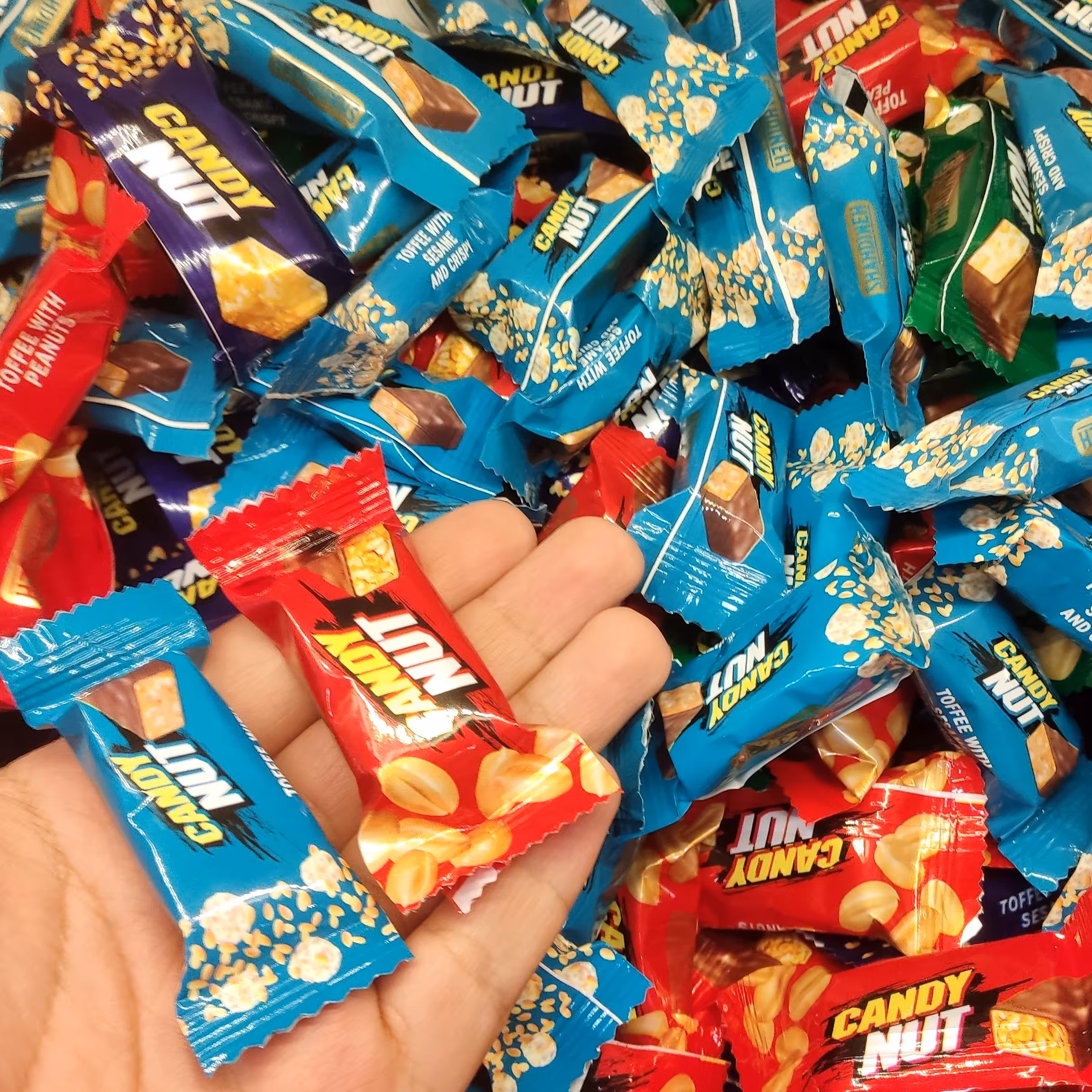 شکلات مغز دار کندی نات میکس (200 گرم)