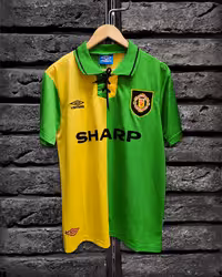 کیت چهارم منچستریونایتد فصل 1992 کلاسیک