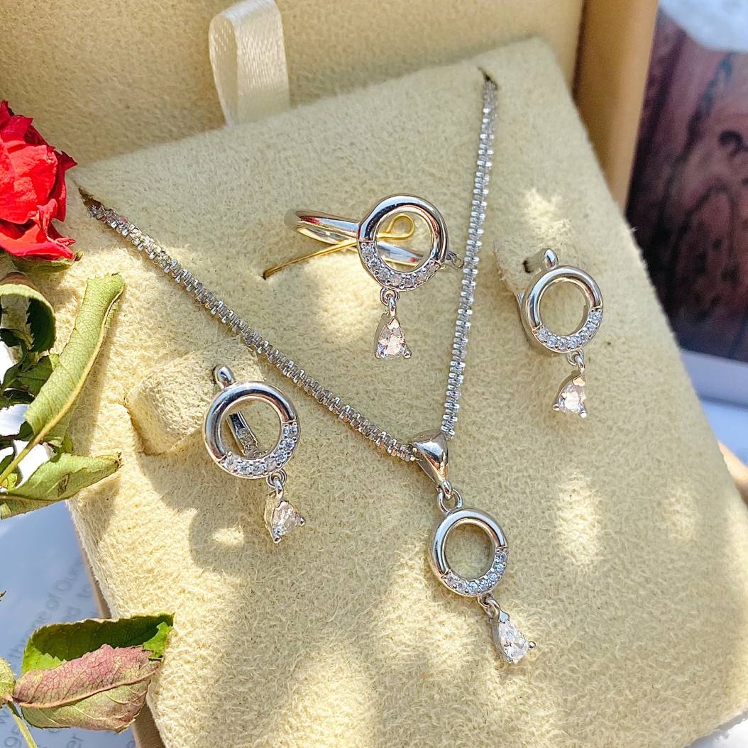 نیمست نقره زنانه با روکش طلا سفید  کد 42