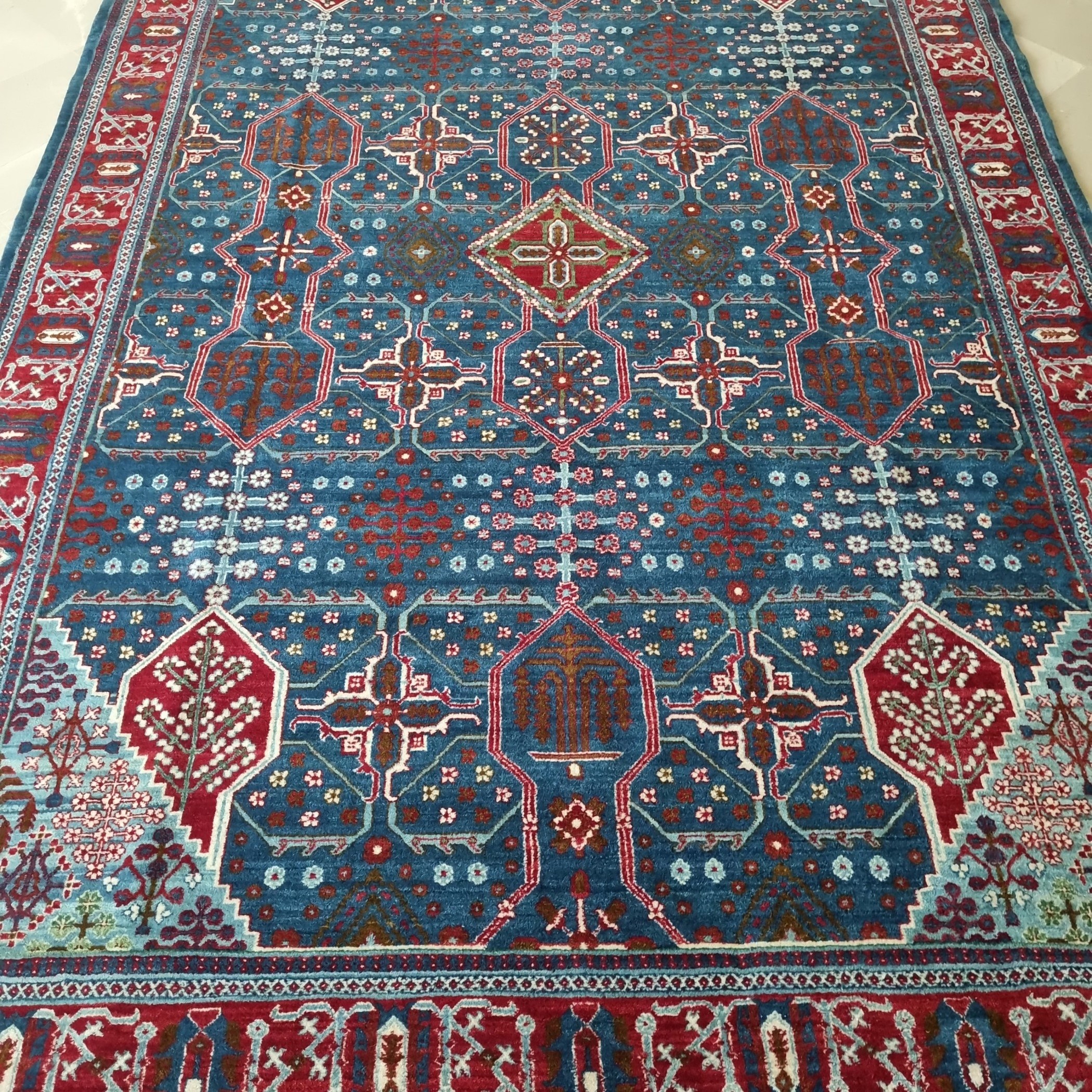 فرش دستبافت - 6متری