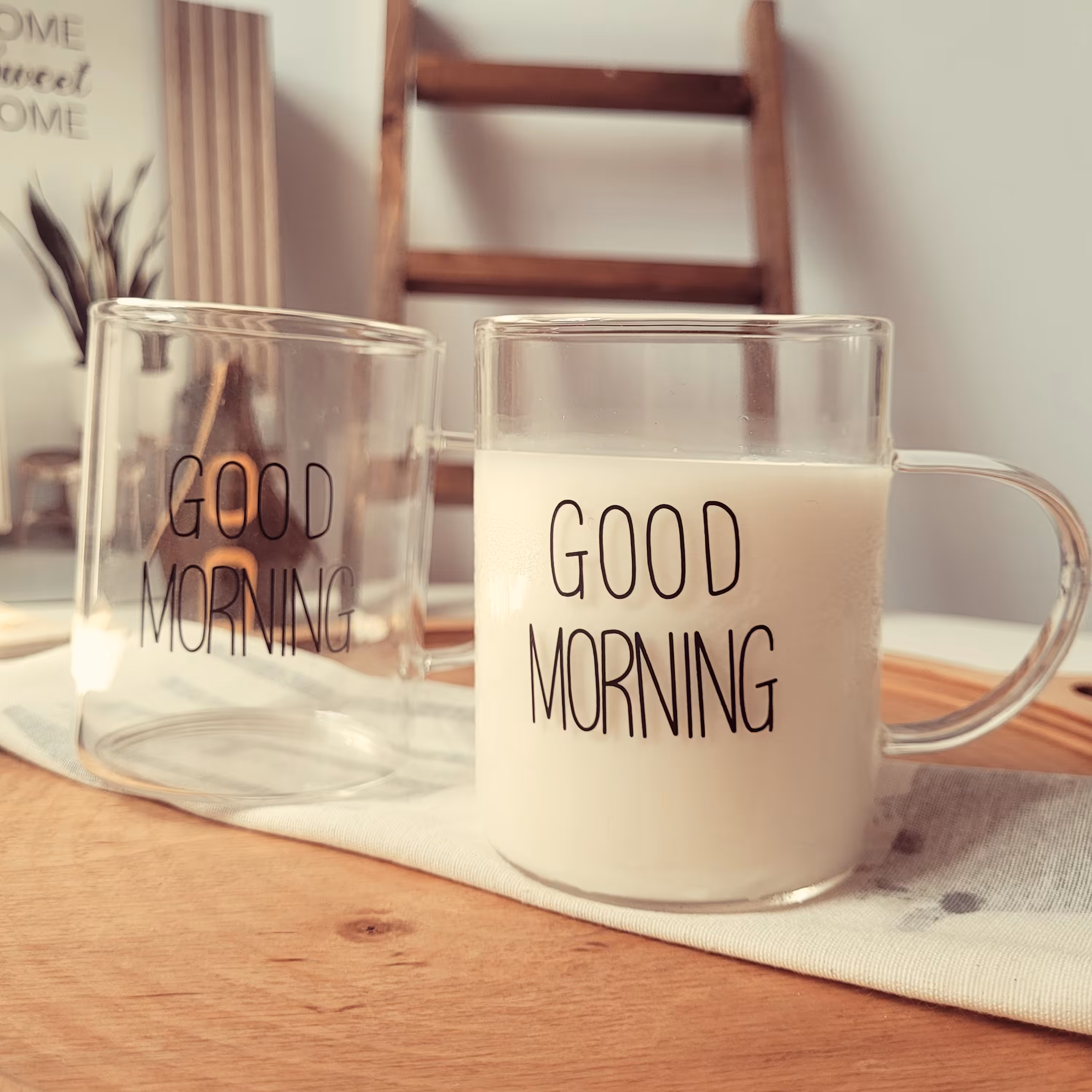 لیوان good morninig