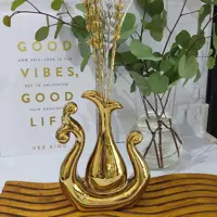 گلدان سیبل طلایی 