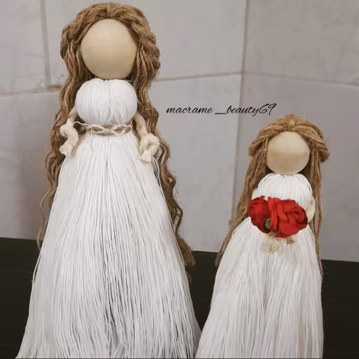 عروسک مکرومه ایستاده