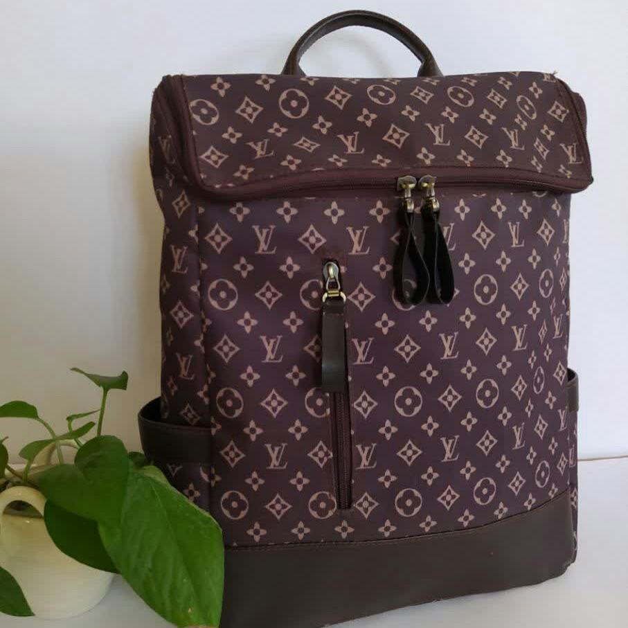 کوله طرح LV