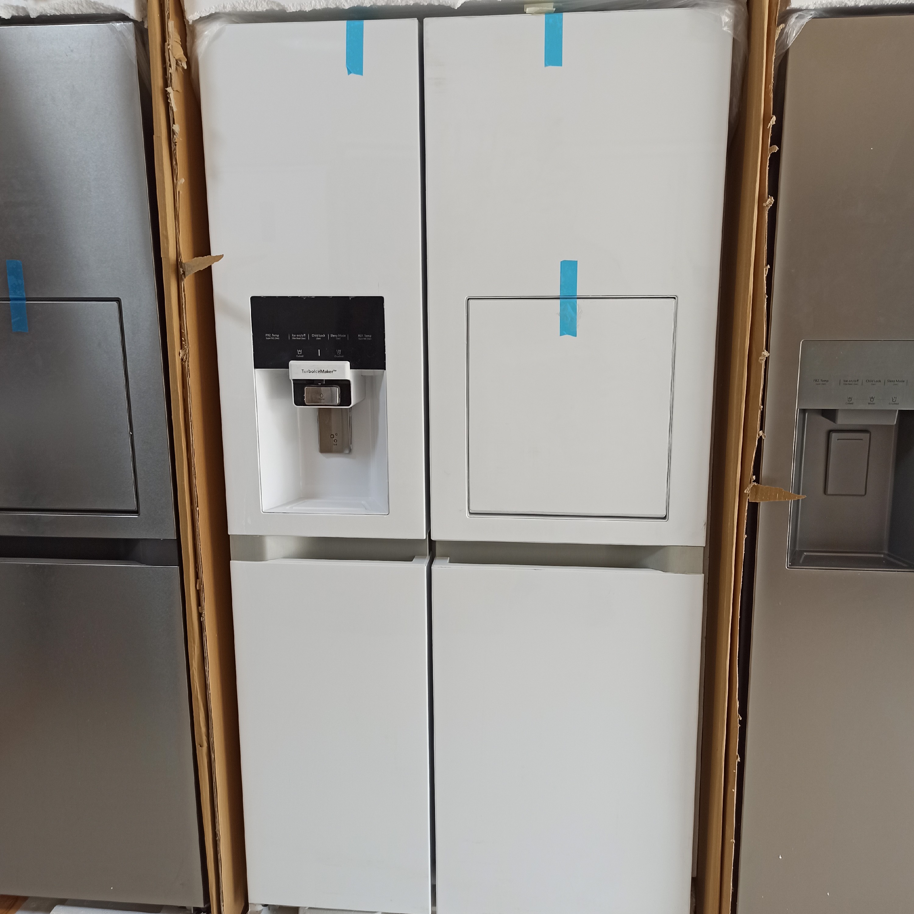 یخچال فریزر ساید بای ساید دوو 3325 (پس کرایه)