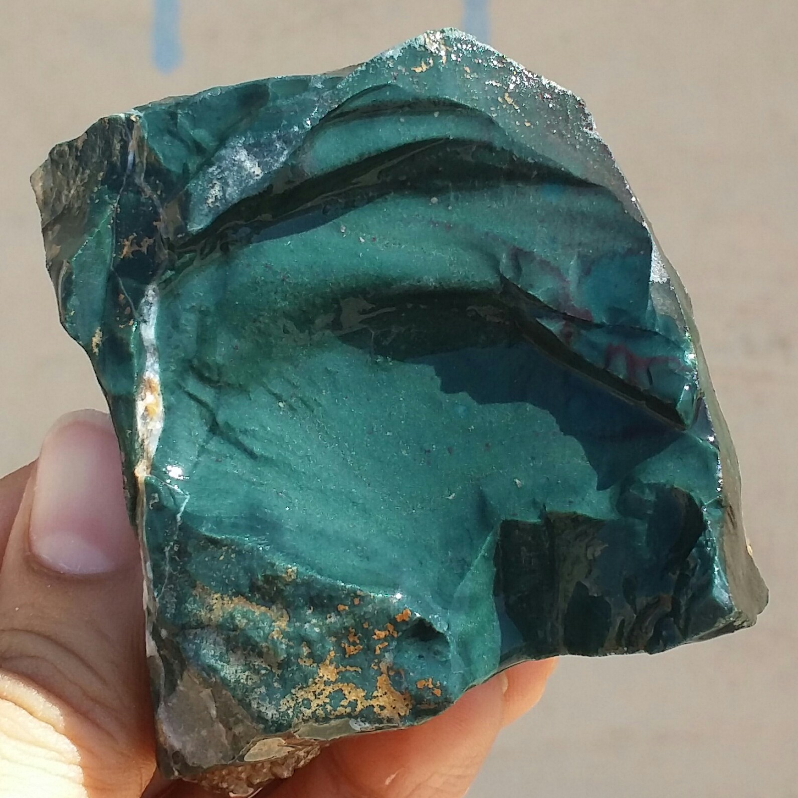 سنگ راف جاسپر  سبز زیبا درشت  100 در 100 طبیعی خاص بی نظیر
تصویر از چند طرف نمونه
کد11018