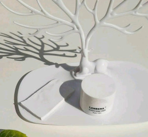 ماسک کاسه جوش های سرسیاه بینی. ماسک بینی