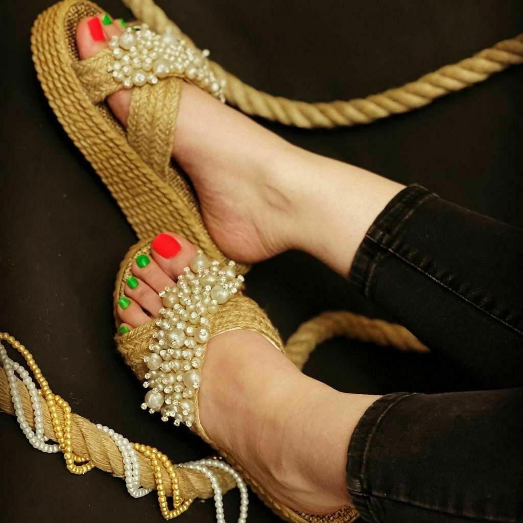 صندل مرواریدی ،  سایز 37 تا 40 قالب استاندارد   با ارسال رایگان