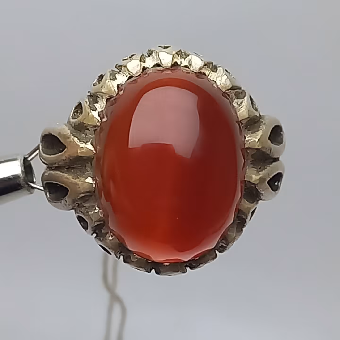 انگشتر عقیق خراسانی سرخ آبدار با رکاب نقره 92.5 سفارشی 