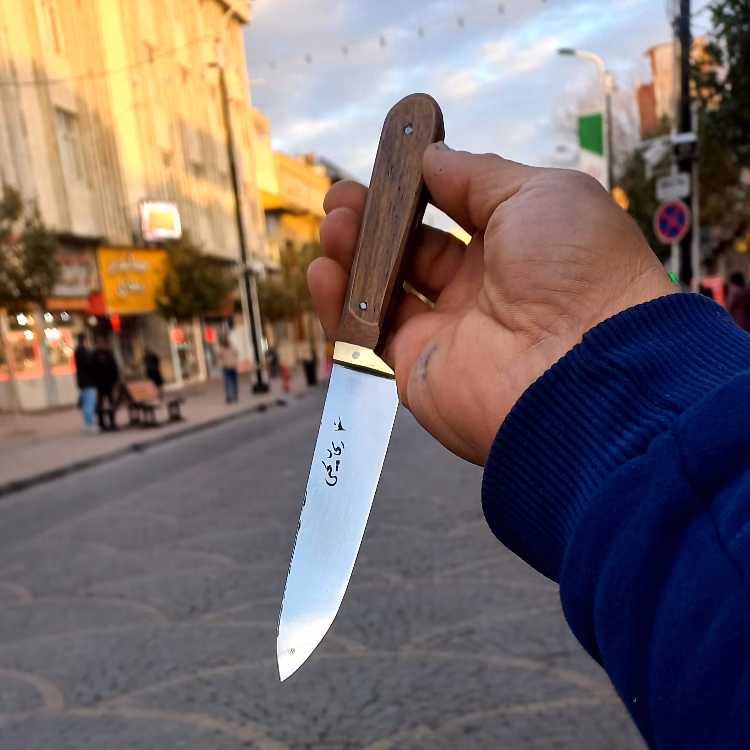 چاقو آشپزخانه سایز 1 جنس تیغه فولاد استیل ضد زنگ دسته کائوچو باربند برنج 