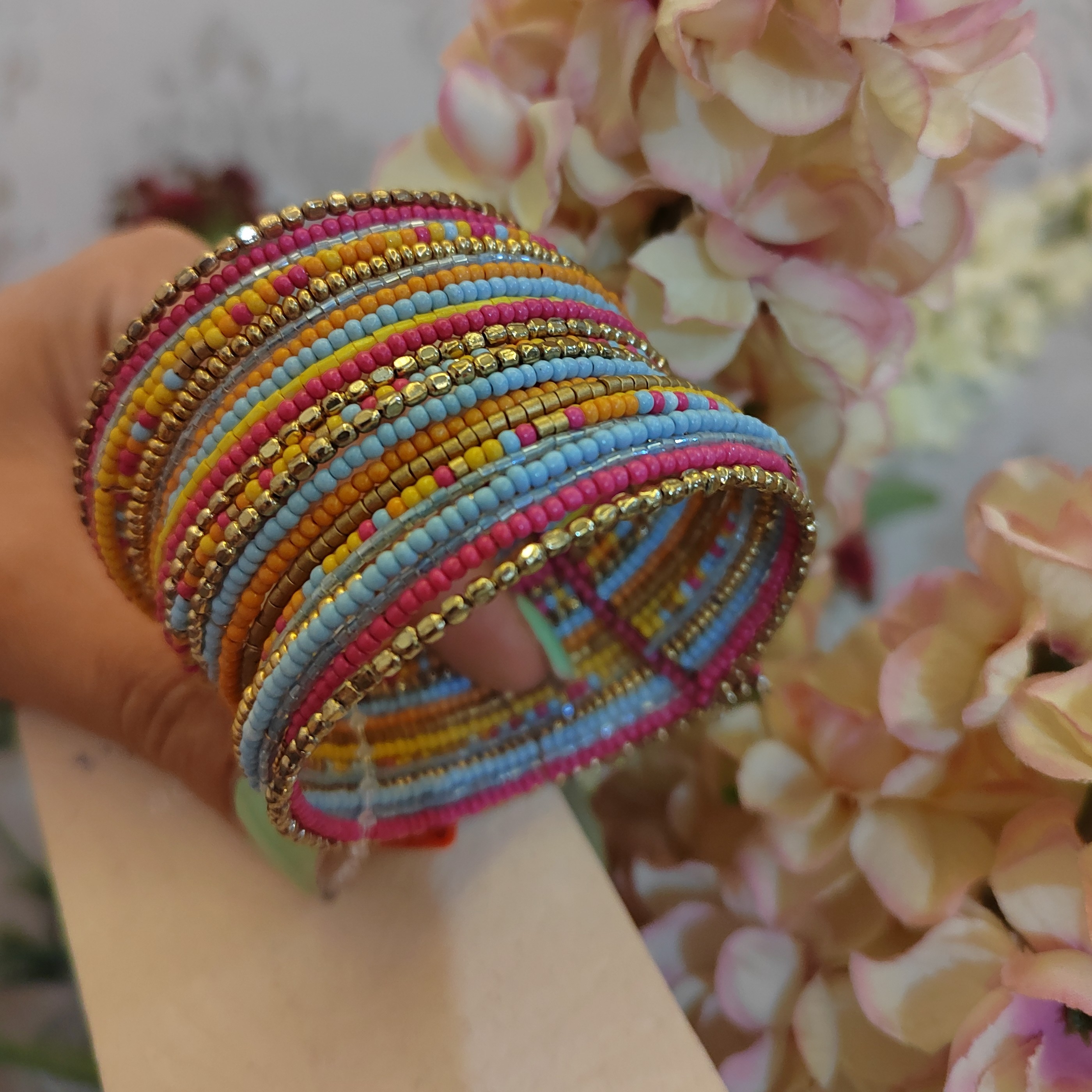 دستبندهندی.. ارسال رایگان 