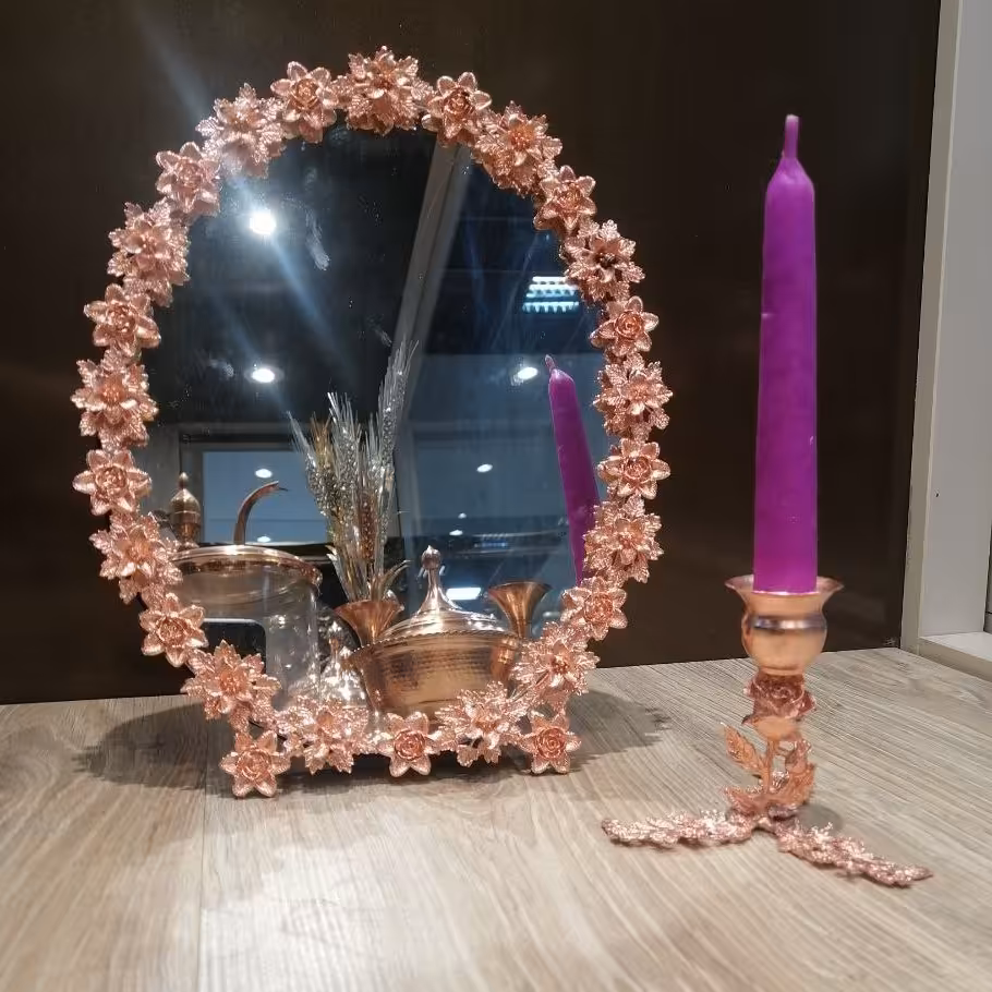 آیینه شمعدان مسی گلدار