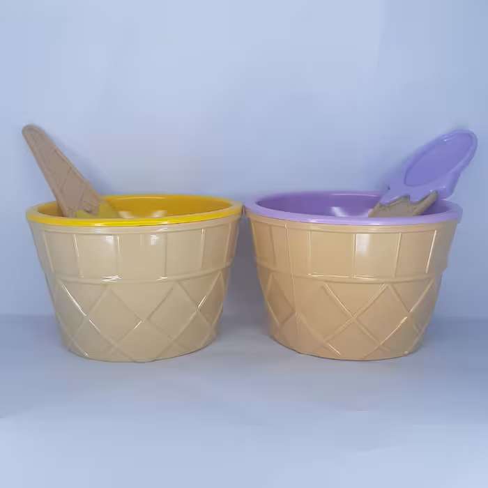 پیاله بستنی  باقاشق