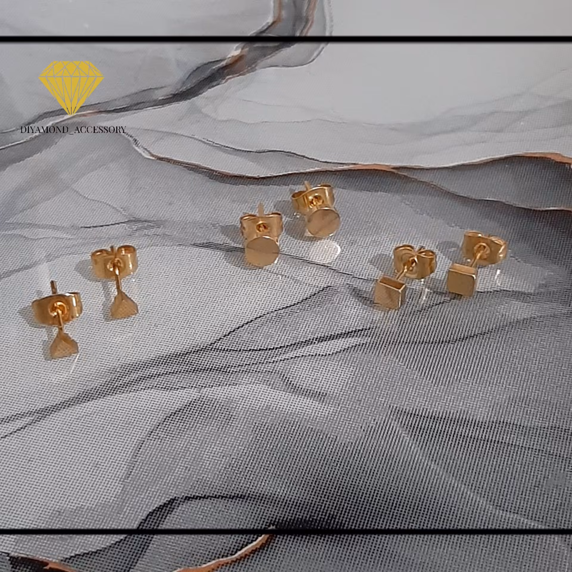 گوشواره میخی استیل رنگ ثابت و ضد حساسیت در شکل مربع، دایره،مثلث