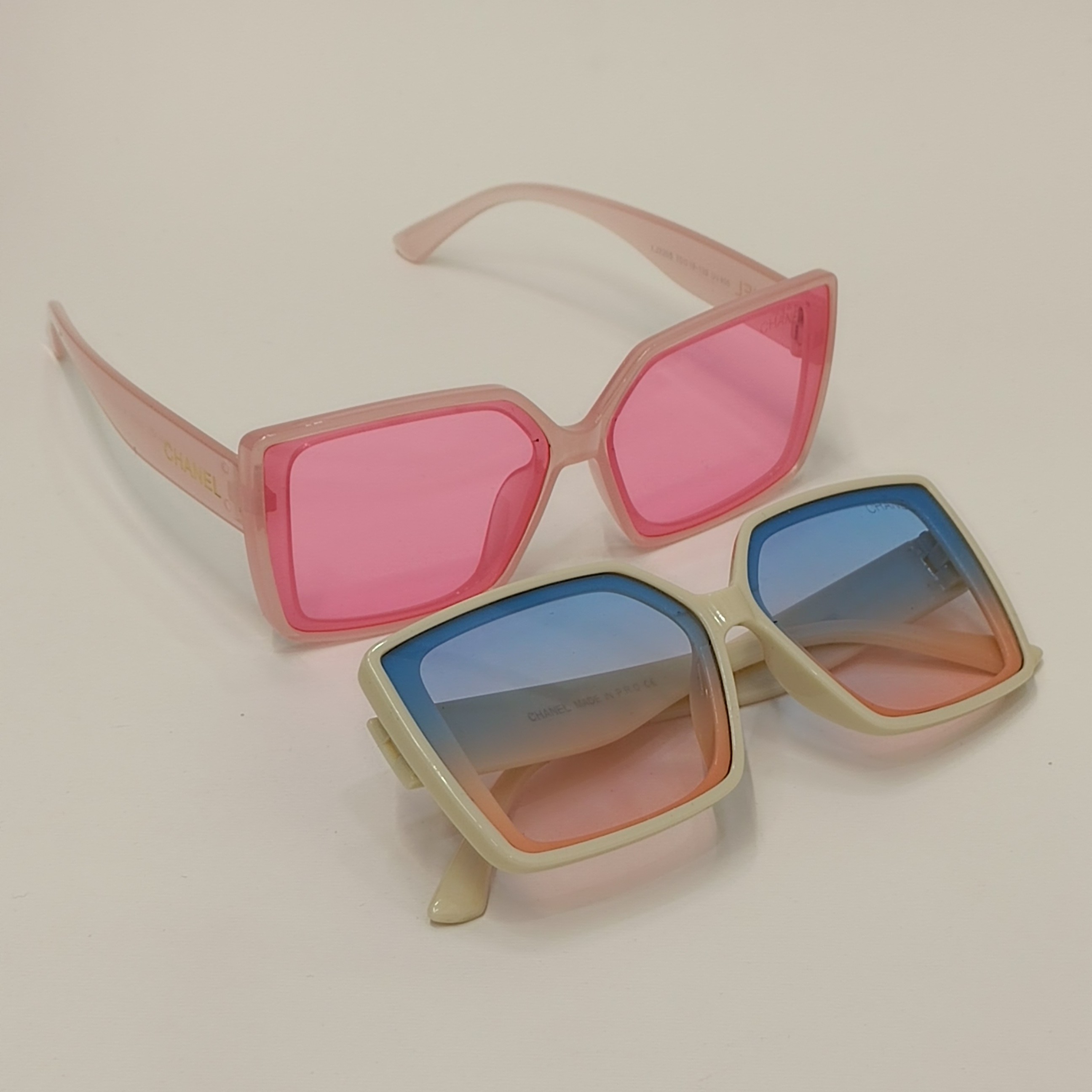 عینک فشن و آفتابی کائوچویی یونیسکس مربعی چنل به همراه جلدزیپی و دستمال