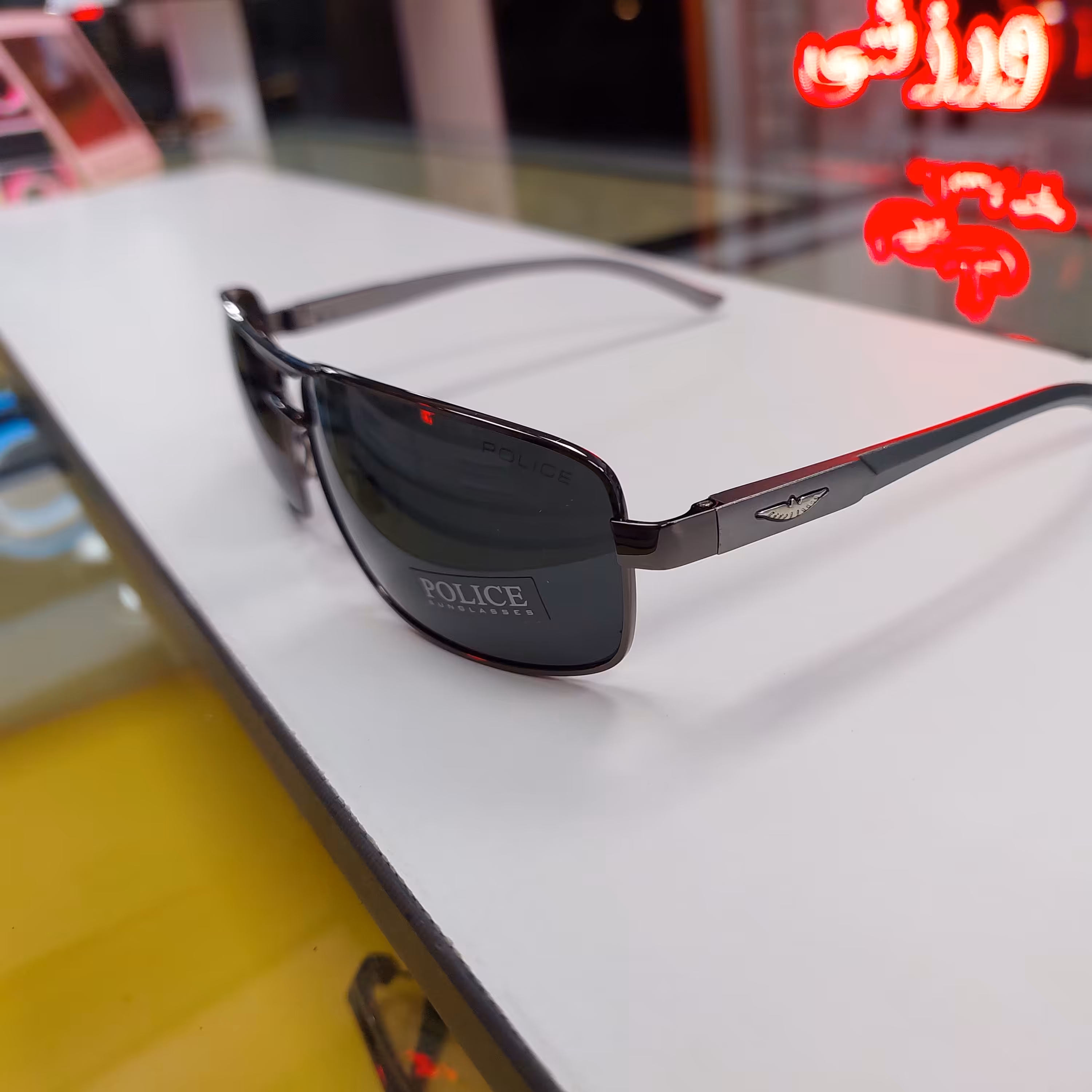 عینک آفتابی مردانه پلیس 