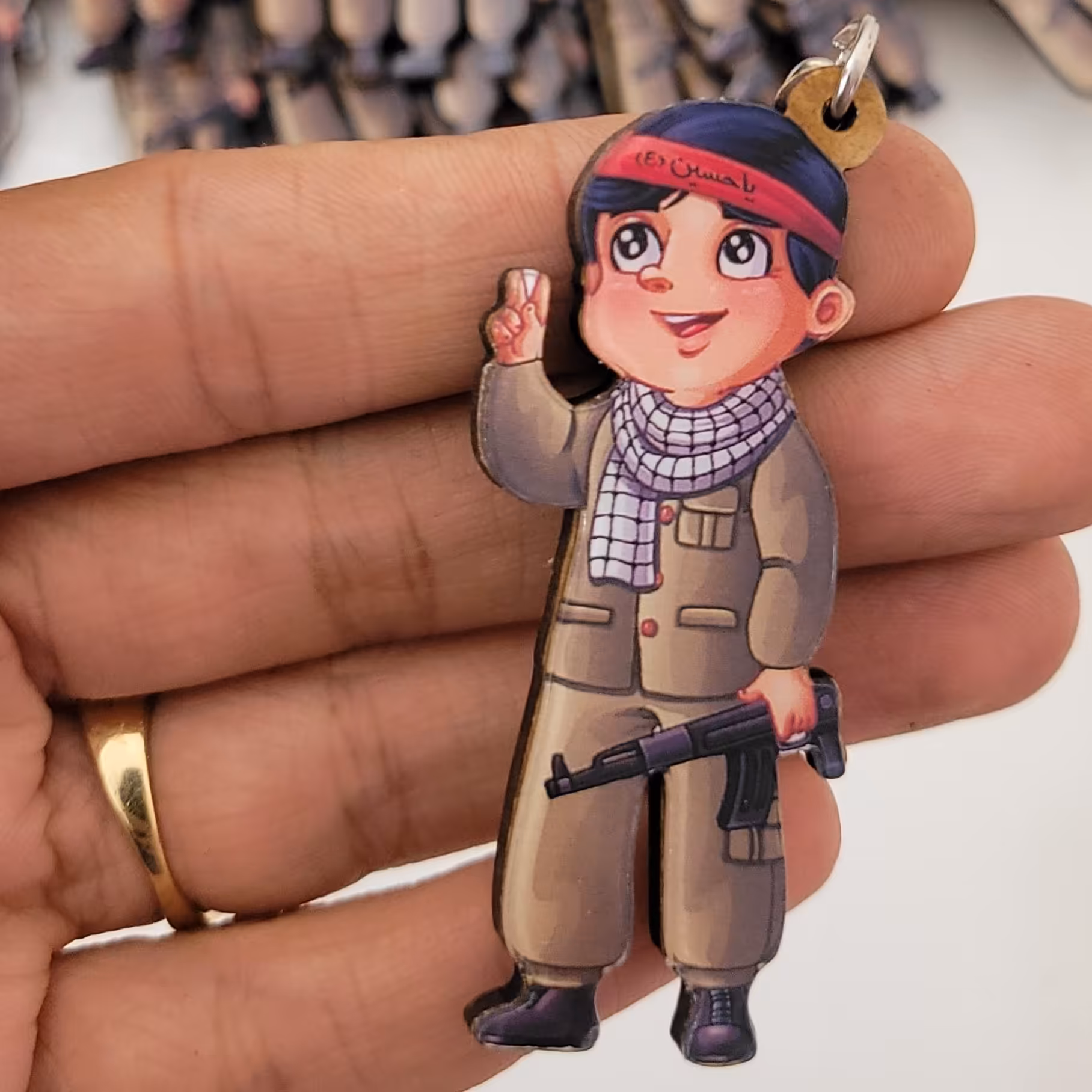 سرکلیدی پسرانه چوبی با روکش پلاکسی(پک 34 عددی )