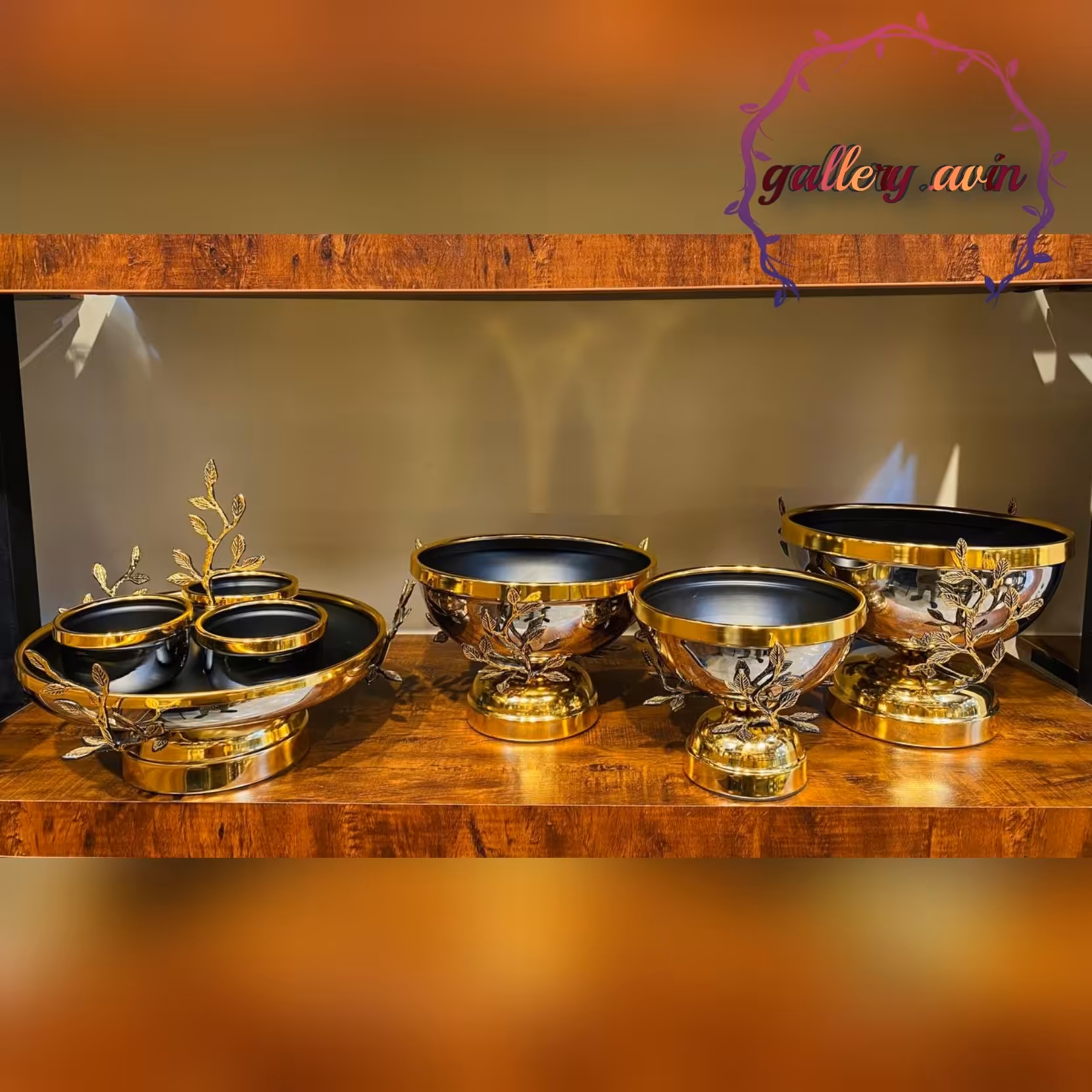 سرویس پذیرایی گل برنجی مشکی- طلایی نقره ای پنج تکه(پس کرایه) 