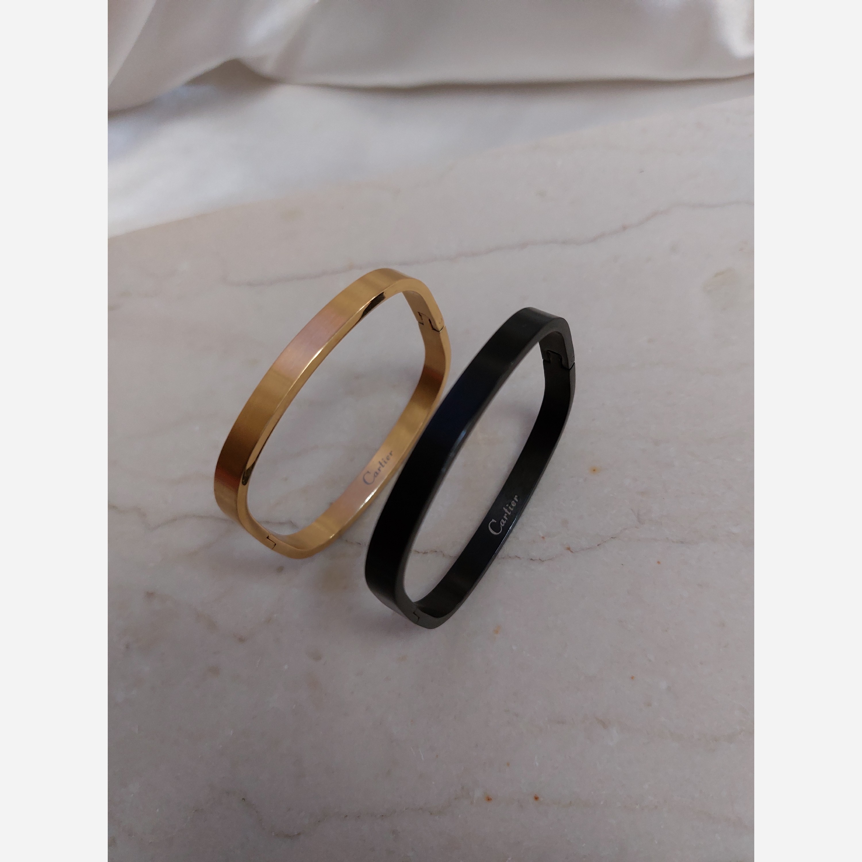 دستبند النگویی کارتیر اصل استیل با حک سایز و برند دست بند النگویی النگو کارتیر دستبند زنانه دستبند استیل دستبند دخترانه 