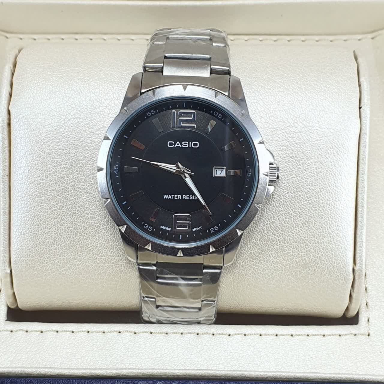 ساعت مردانه کاسیو موتور ژاپن بند استیل روزشمار قفل تاشو کیفیت رنگ بالا صفحه مشکی Casio