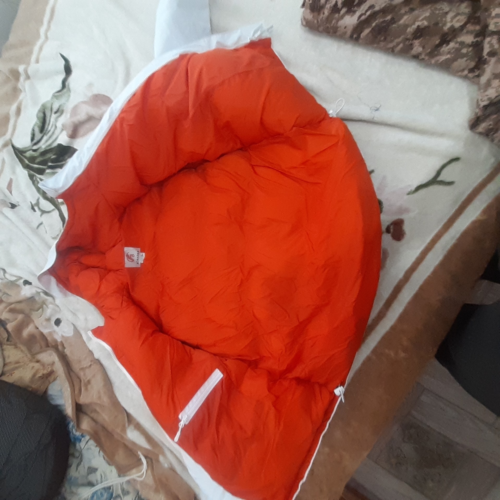 کاپشن  پر نانو سبک مناسب دمای 30درجه  کاملا ضداب و فوق سردسیری  بدون کوچکترین نفوذ اب 