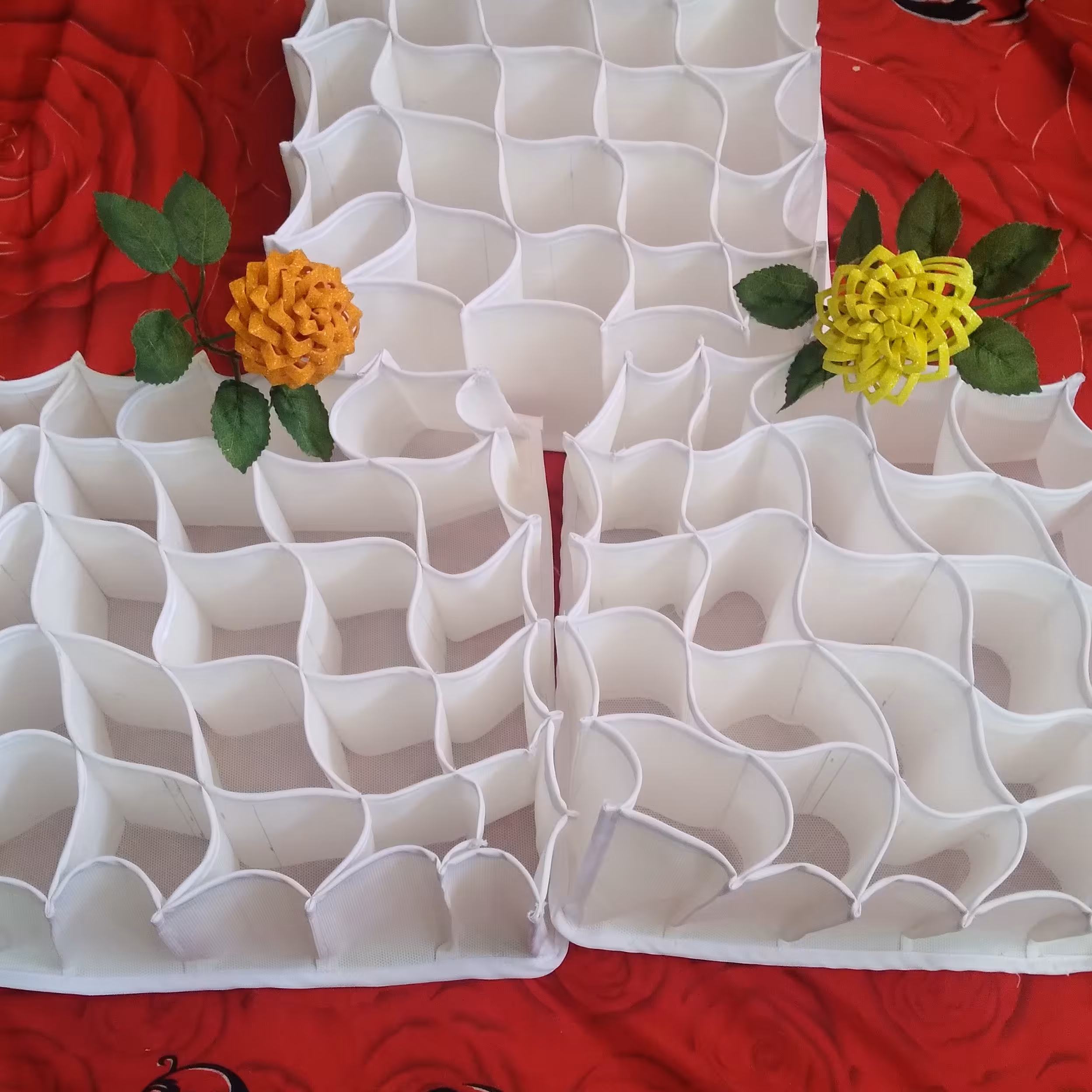 نظم دهنده شال وروسری تیشرت.