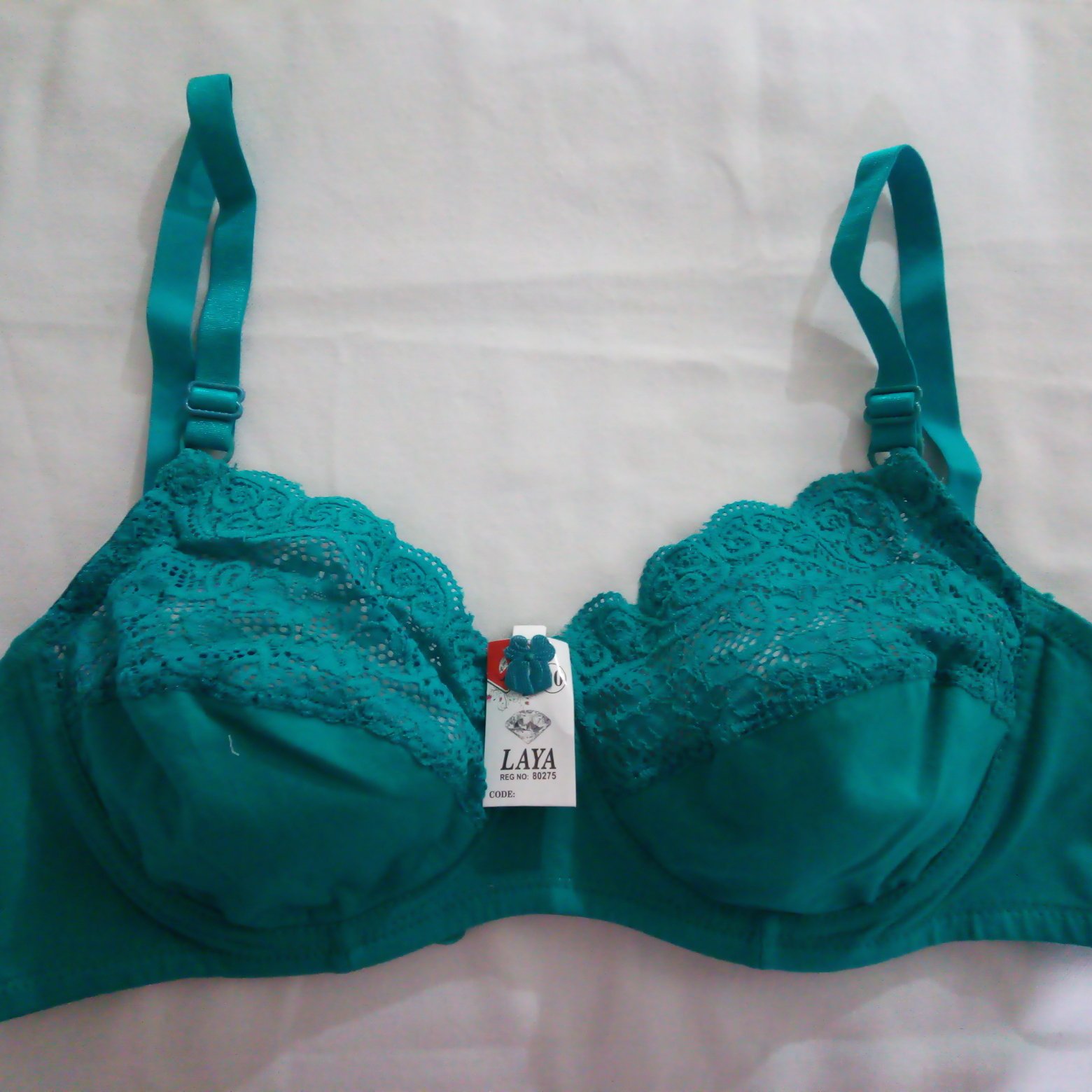 سوتین فنردار زنانه حاشیه گیپور بدون اسفنج کاملا نخی