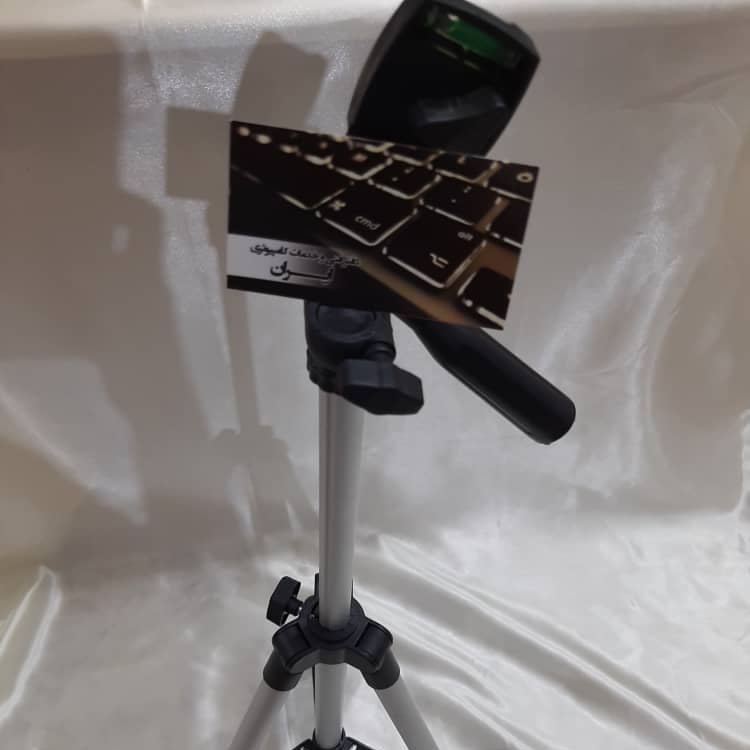 سه پایه عکاسی 
مدل  TRIPOD 3110 جنس آلومنیوم نوع قفل گیره ای حداکثر ارتفاع 1.5متر