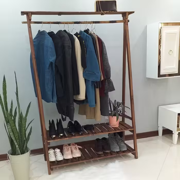 رگال لباس  جنس چوب روسی  با رنگ شاپان محکم بدون لق زدن ارسال درب منزل 