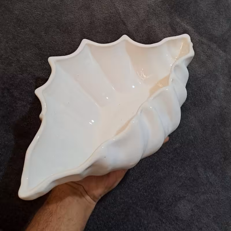 گلدان صدفی . سرامیکی . سفید . سایز بزرگ 