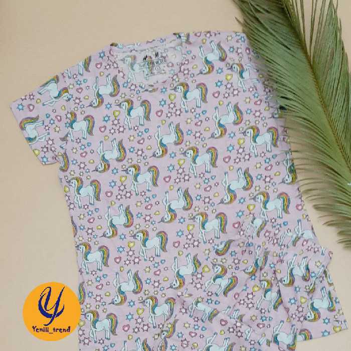 ست ترک یونیکورن h&m
جنس نخ پنبه ترک
سایز فری مناسب 40تا44
قد شلوار 100
قیمت 198