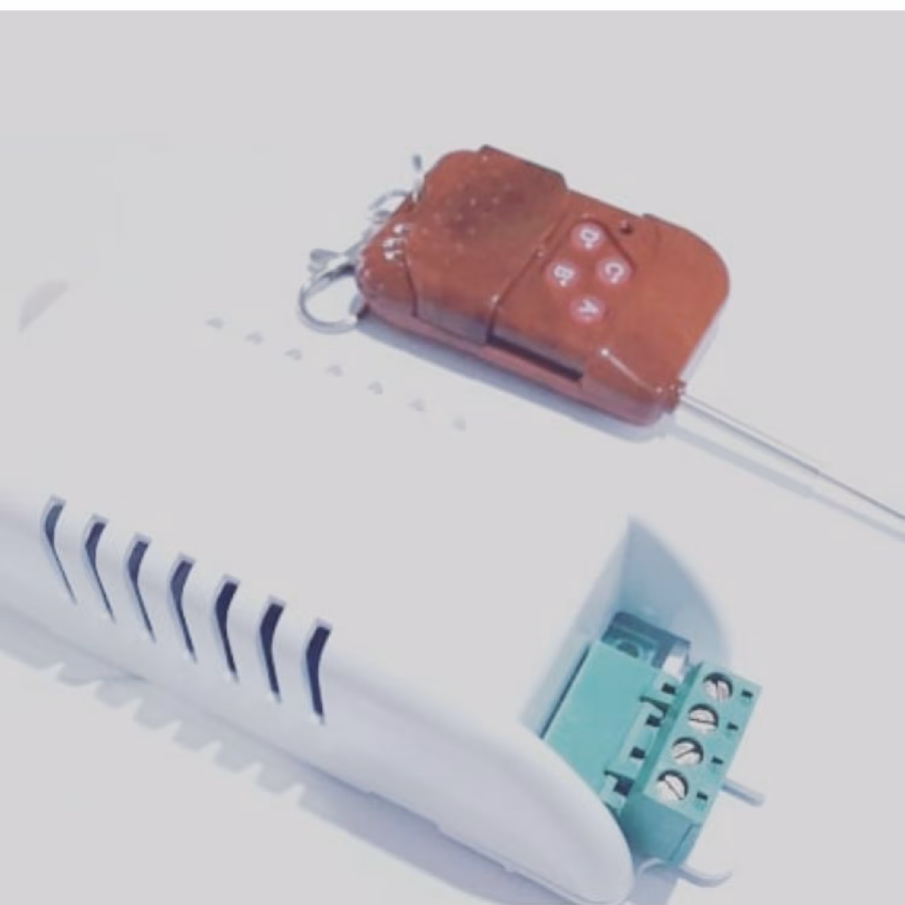 زنگ چهارصدا ،مناسب جهت پیج کردن منشی و بیمار و  کارگر 