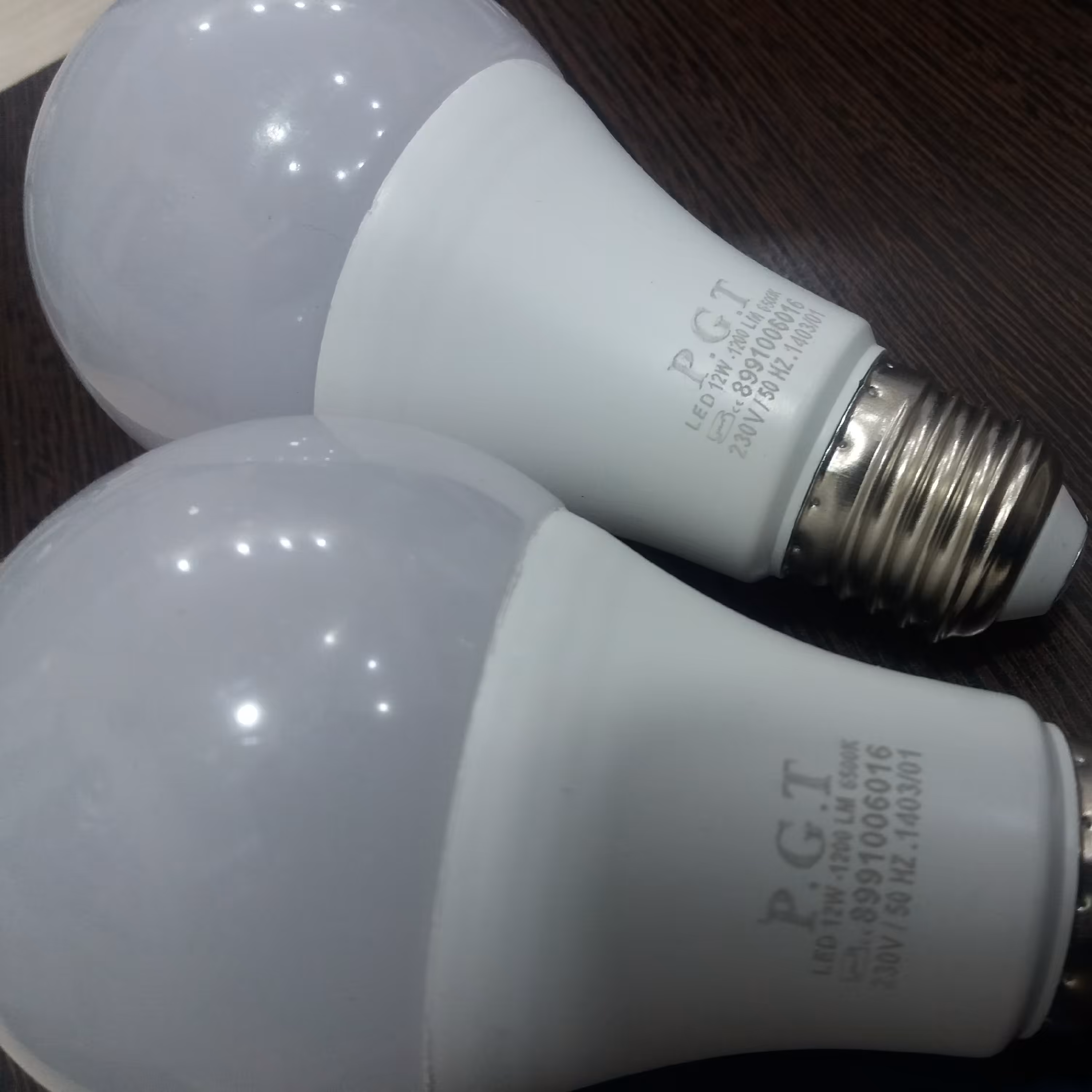 لامپ 12 وات PGT