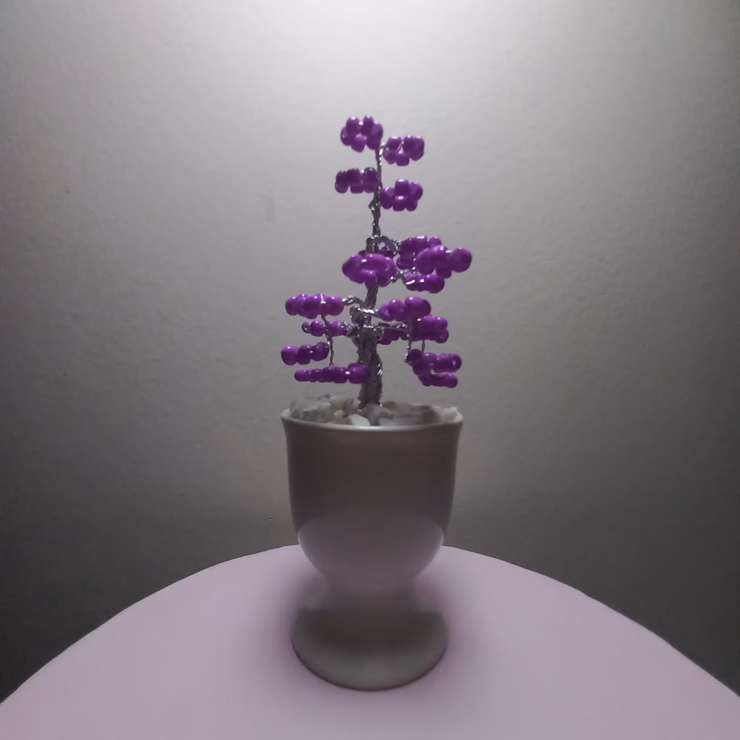 گلدان تزئینی به همراه گل مرواریدی طرح نگار