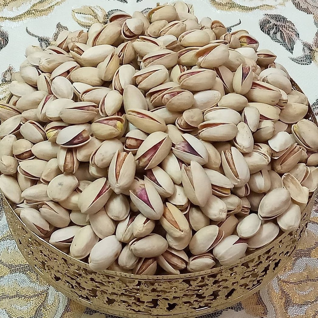 پسته خام با کیفیت نیم کیلویی
