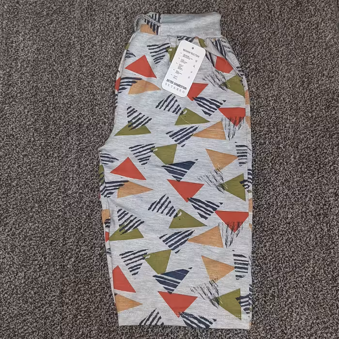 شلوارک خانگی پسرانه و دخترانه مدل (مثلثی)کد 20407  رنگ سبز روشن و قرمز با ارسال فوری و رایگان 