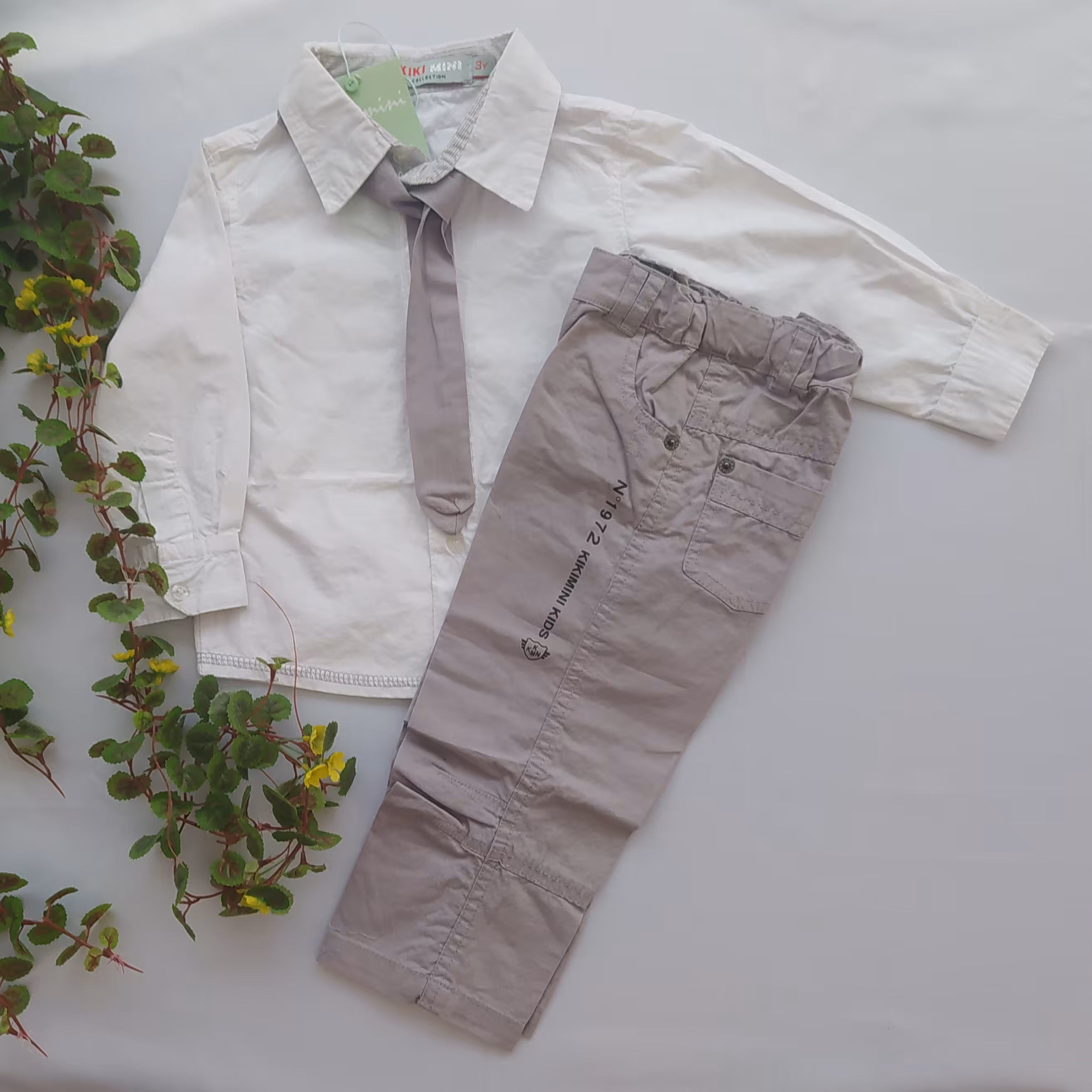 بلوز و شلوار همراه با کربات