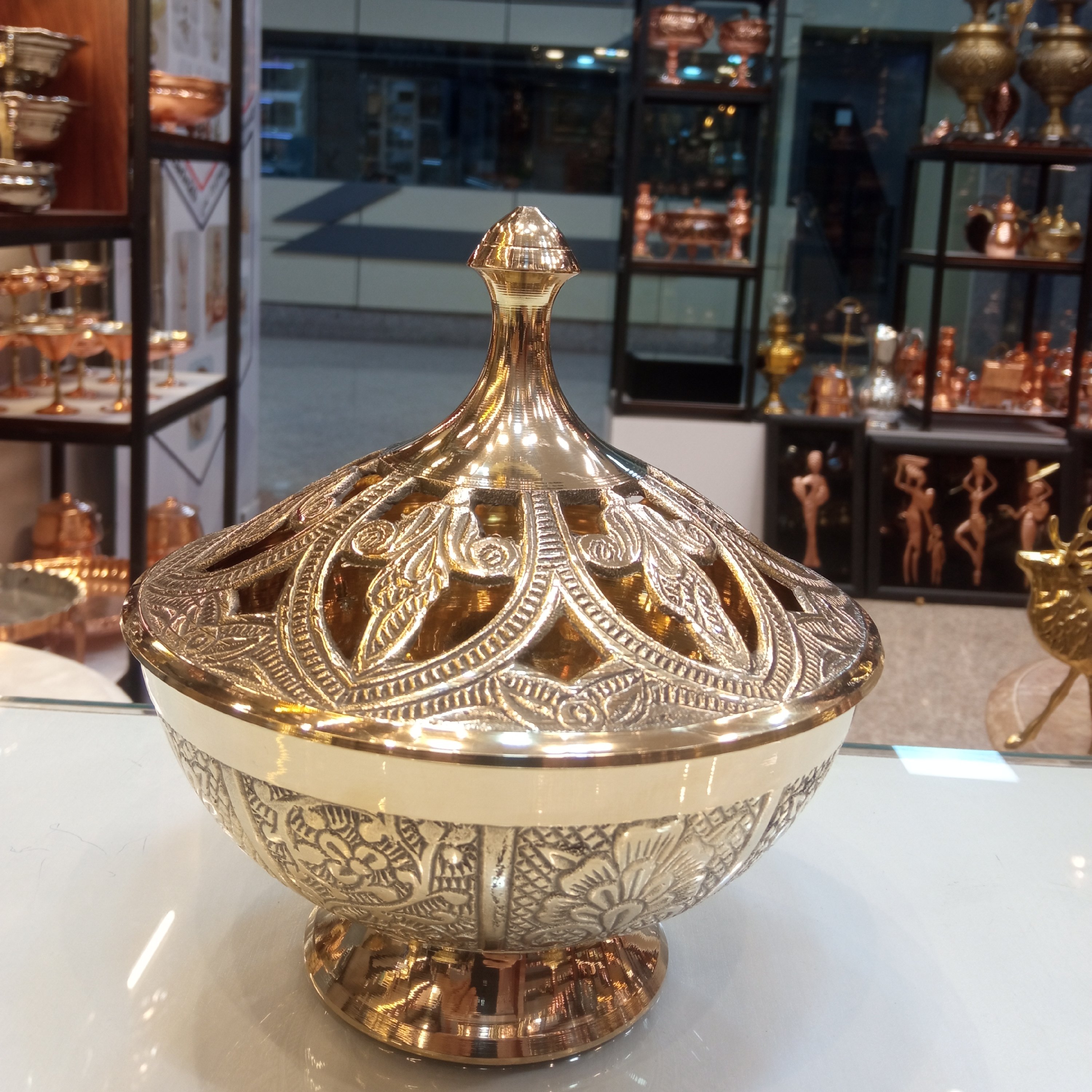 شکلات خوری برنجی هندی سایز بزرگ