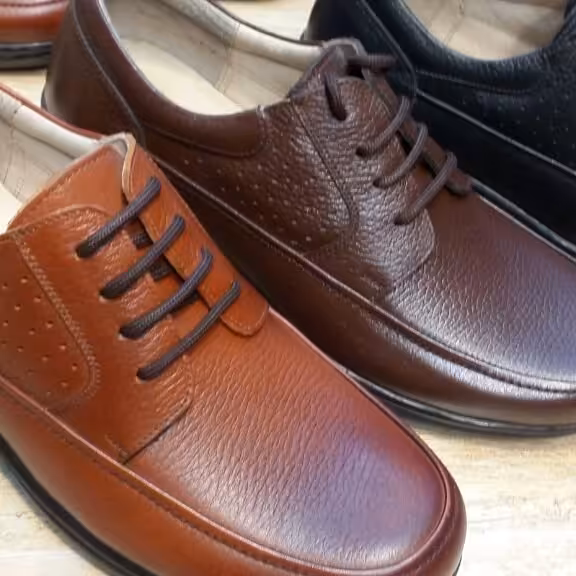 کفش کلارک طبی