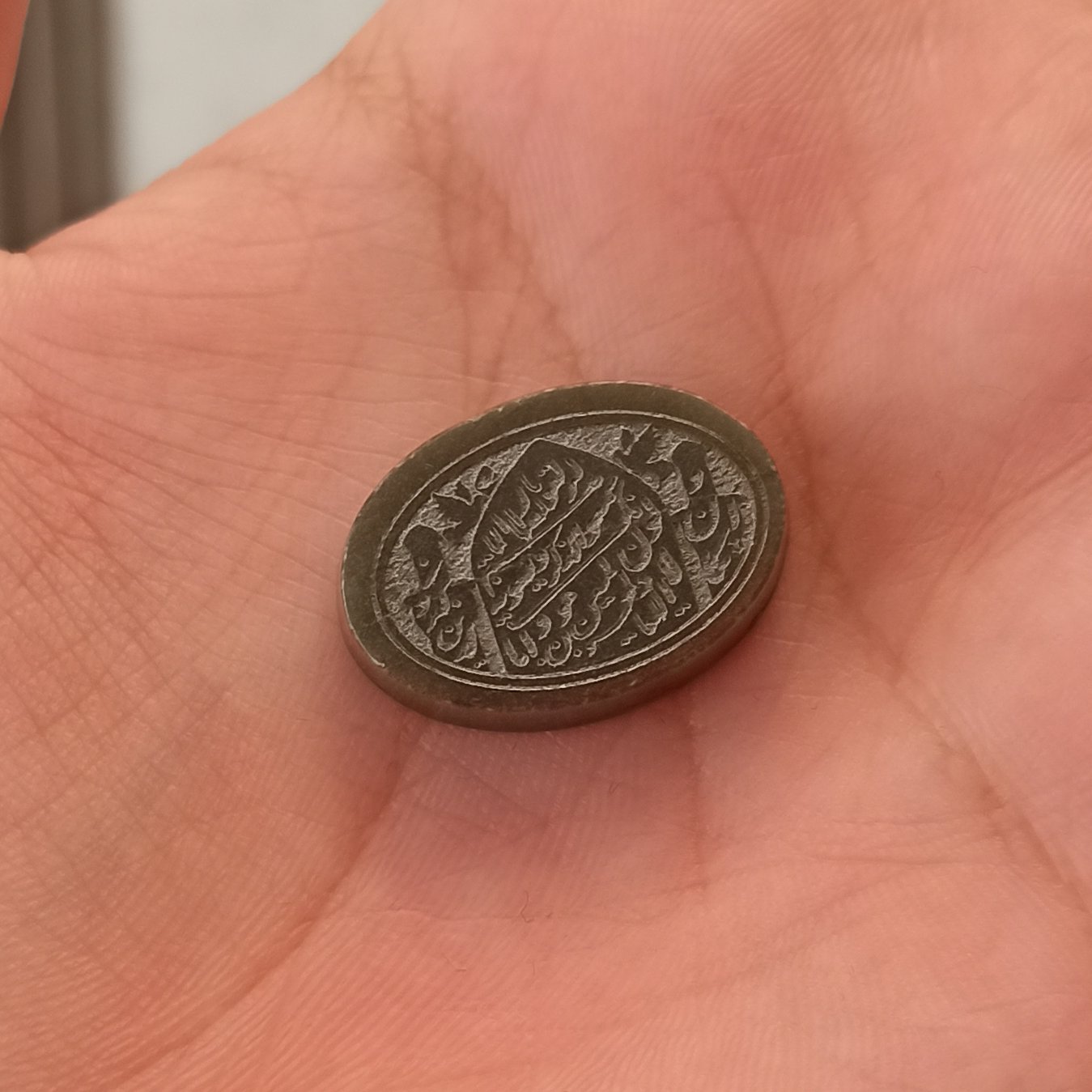 سنگ یشم سبز خطی اصل معدنی زیبا.    ،
